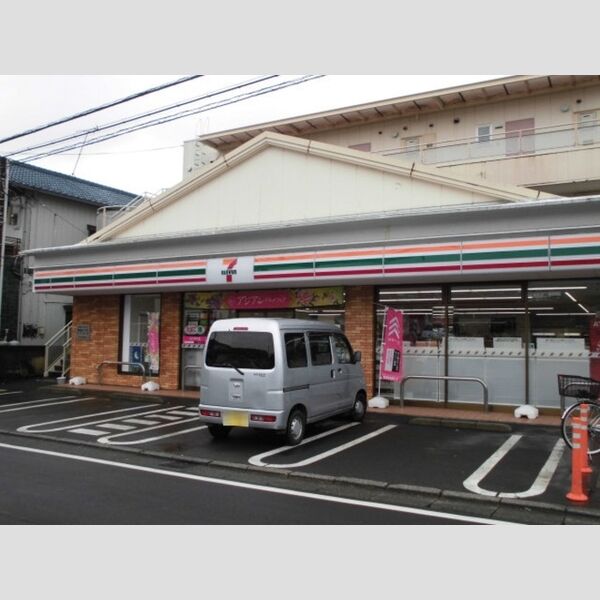 ラフィネ セブンイレブン八王子犬目店