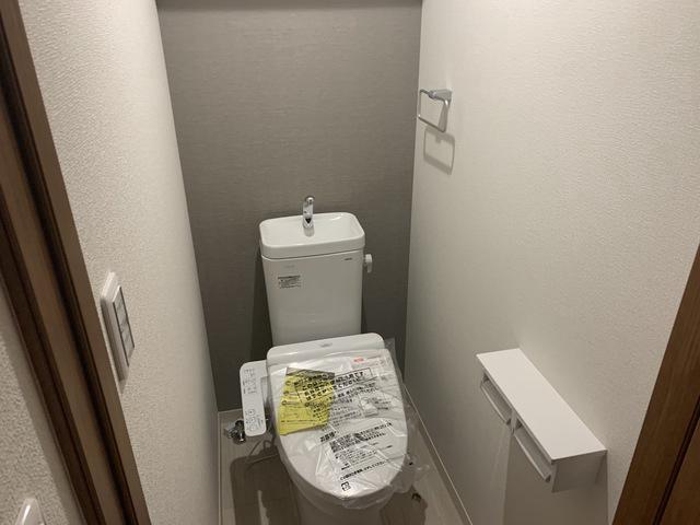 サニーコート大森台1階 トイレ