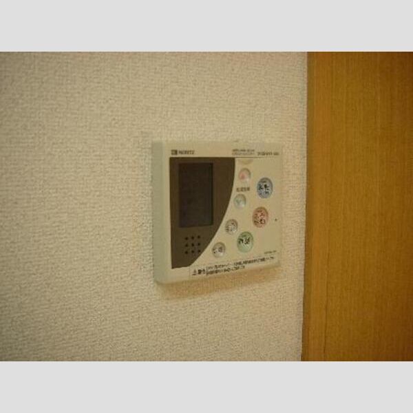 カーサニコル203号室 給湯リモコン