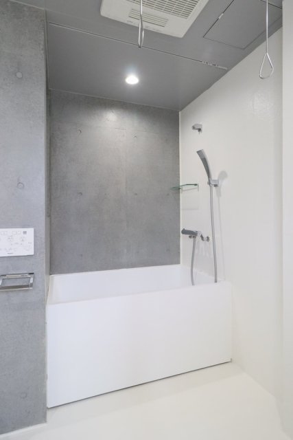 Ｍｏｎ－ｎａｋａ　Ａｐａｒｔｍｅｎｔ　Ｔｅｒｒａｃｅ お風呂