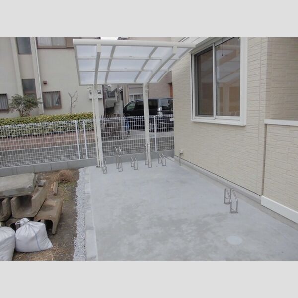 エル　シャンテ 駐輪場