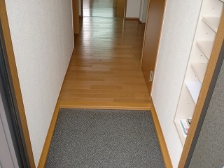 ヴィラソレイユ 玄関