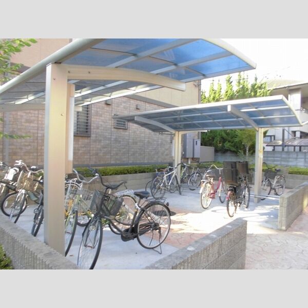 ラミアカーサお花茶屋 駐輪場