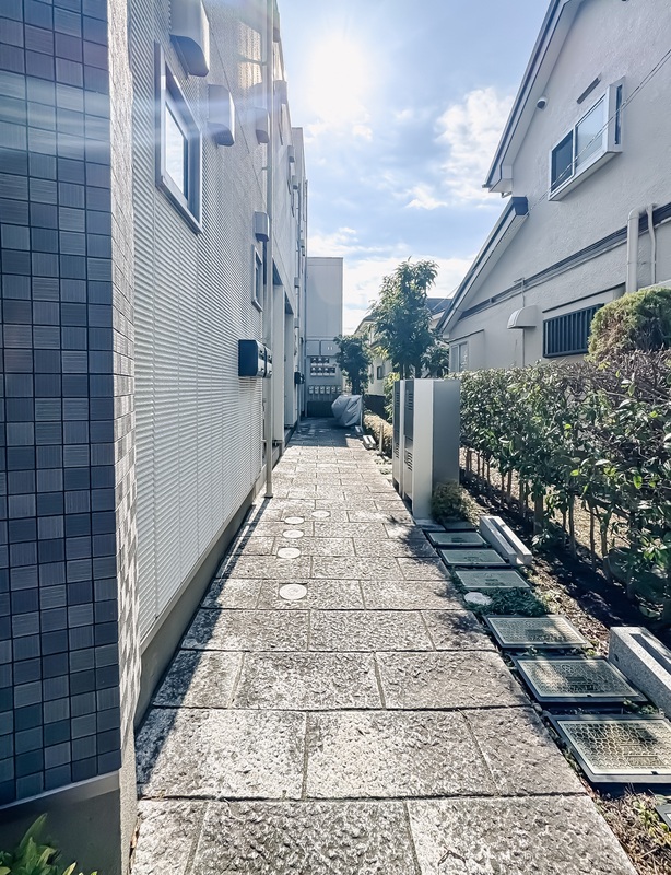 パラディ成城 エントランス