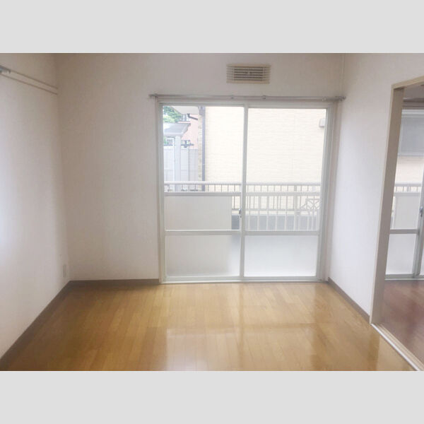 ドミール穴川101号室 洋室