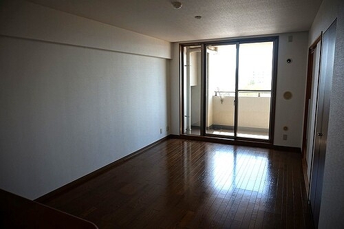 ライオンズプラザ平塚見附町 リビングダイニング　※前回募集時2020年5月の写真