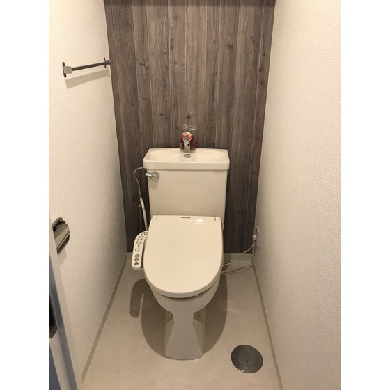 ロイヤルフラット野毛山壱番館902号室 同建物別部屋の参考画像