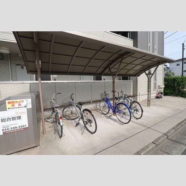 Vivace川崎 駐輪場