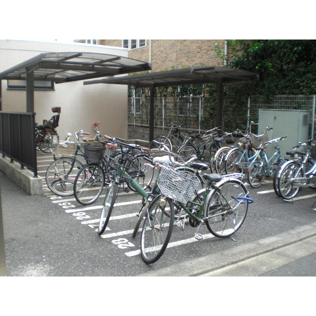 サン・ファミーユ1階 外観