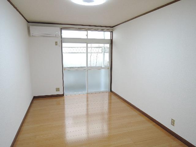 オートセゾン1階 部屋その他