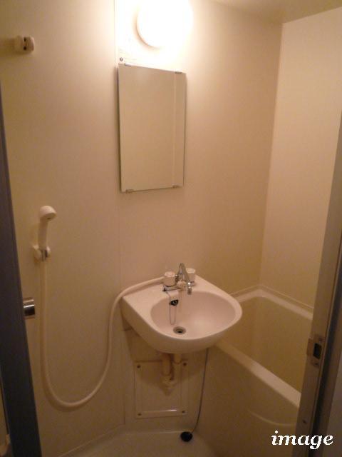 ガラ・ステージ目白台8階 バス