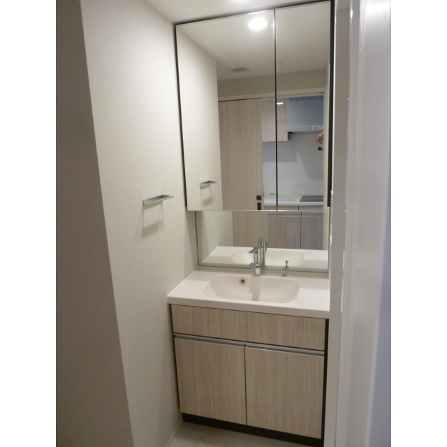 パレステージ大島702号室 同建物別部屋の参考画像