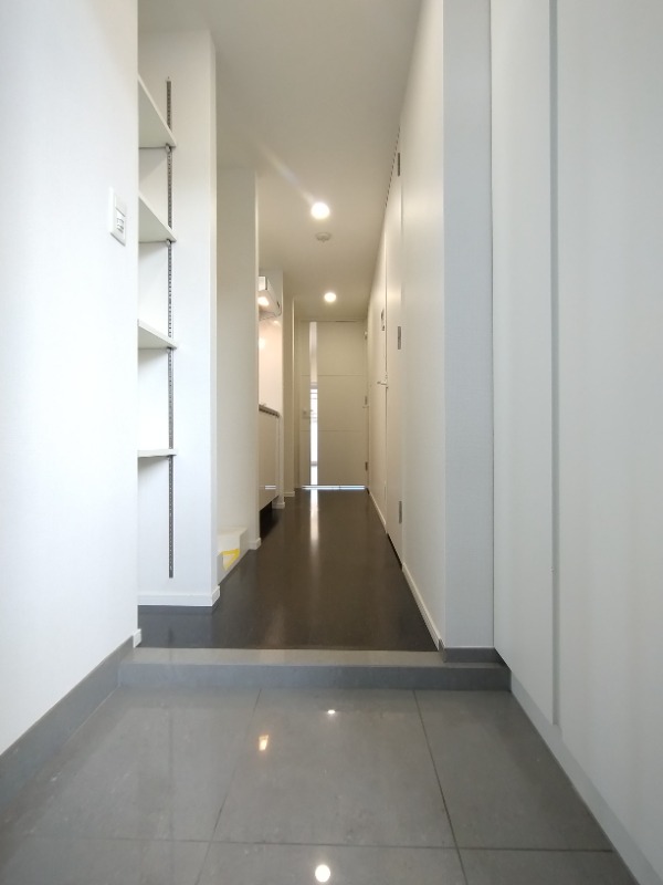 AZEST北赤羽 玄関