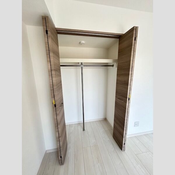カスタリア西船橋Ⅱ0506号室 収納