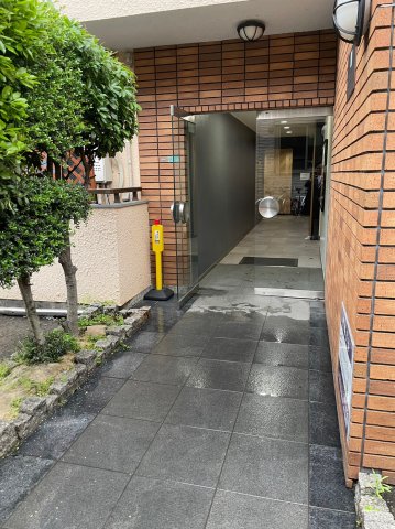 美山フラッツ303号室 エントランス