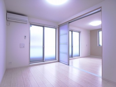 リブリ・ソフィア中央 リビング