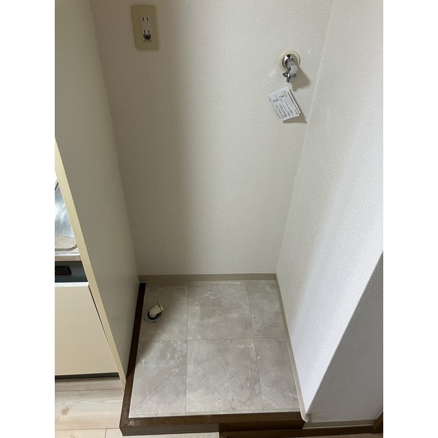 メゾン榎木町 ☆洗濯機置場