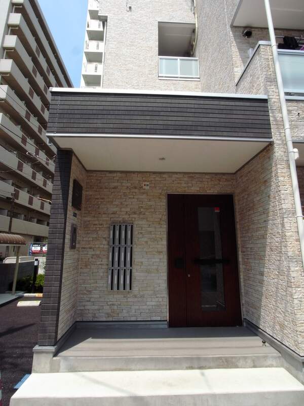 リブリ・空 エントランス