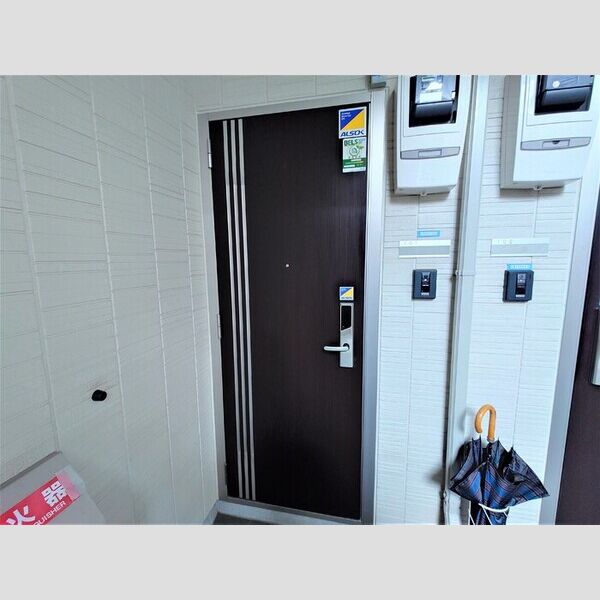 セジュール輝 玄関表