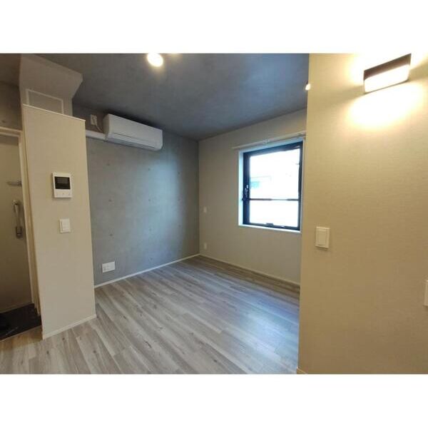 カテリーナ千住大橋302号室 リビング