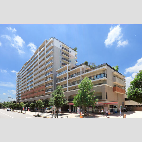 ロイヤルパークス西新井1218号室 外観