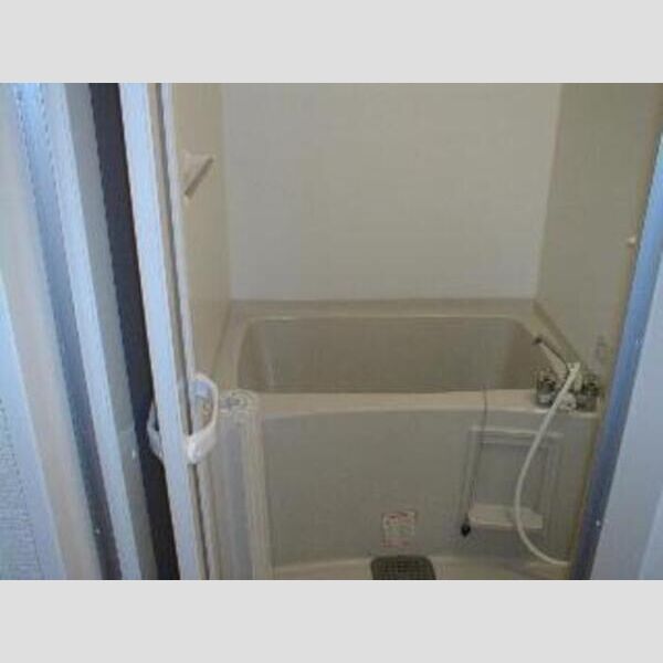 シャインローズ 広々浴室♪