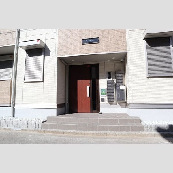 ディール川口 エントランス