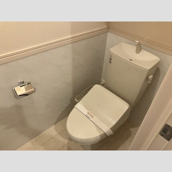 ルミウス107号室 温水洗浄暖房便座