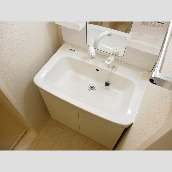 アイガーデン102号室 洗髪洗面化粧台