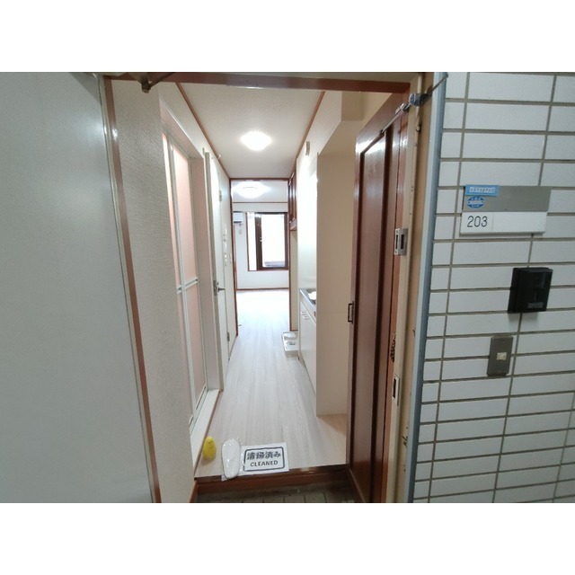 エスペランサ 玄関