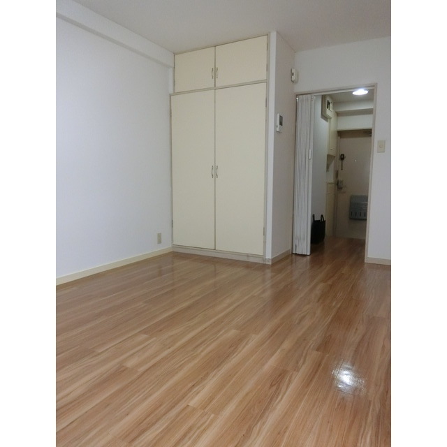 YMD新宿ビル 内観