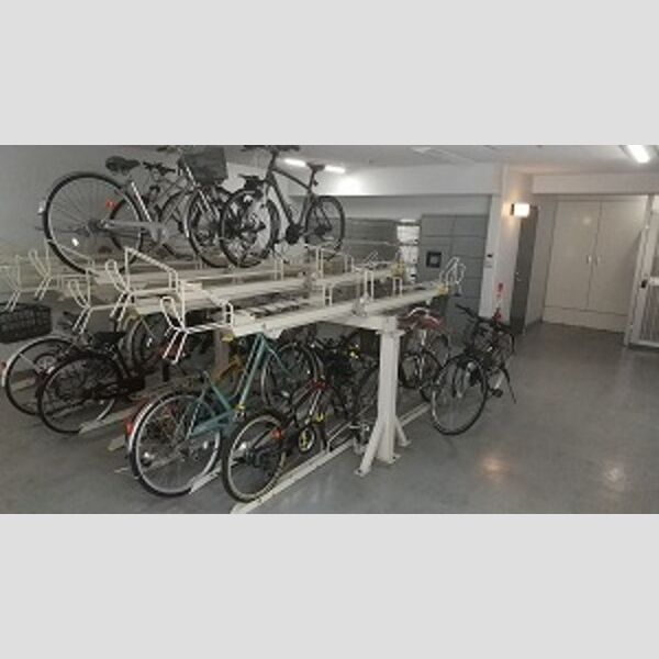 カスタリア新御茶ノ水 駐輪場