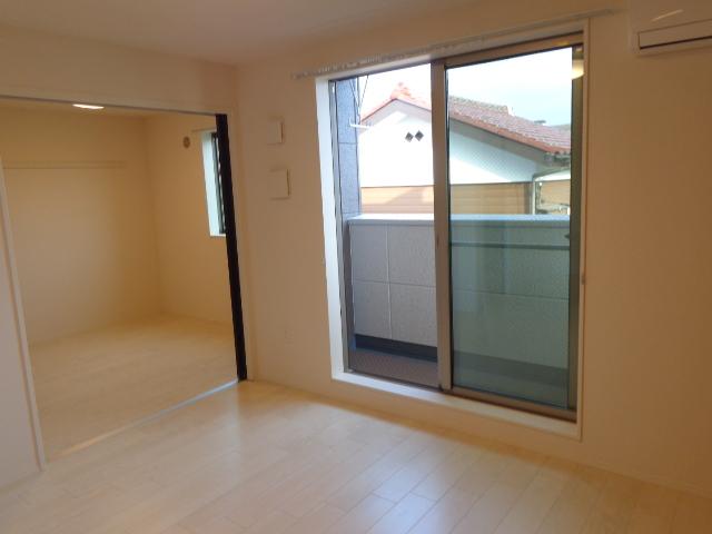 フィオーレⅡ202号室 リビング