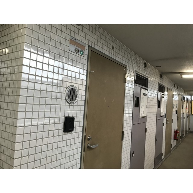 パールハイツ東八幡 玄関