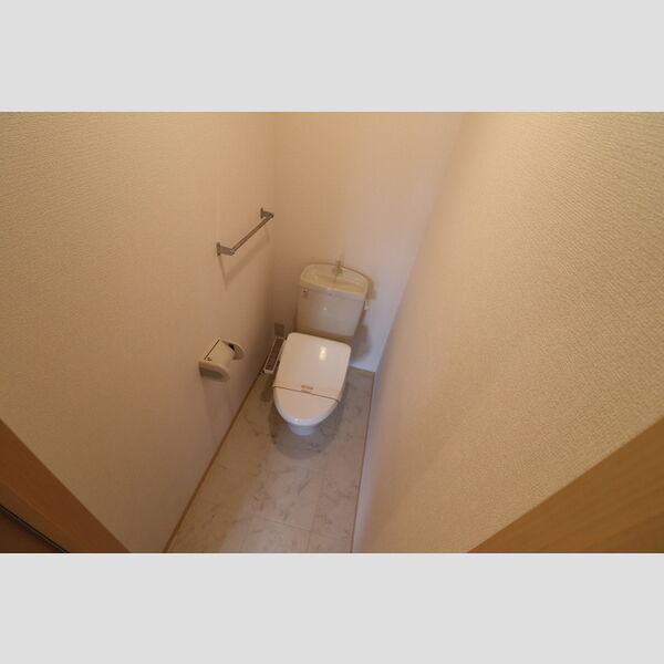 リビングタウン北上尾　A102号室 温水洗浄暖房便座