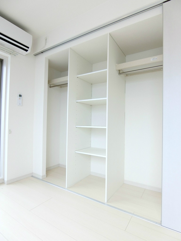 リブリ・クレスト川崎 収納