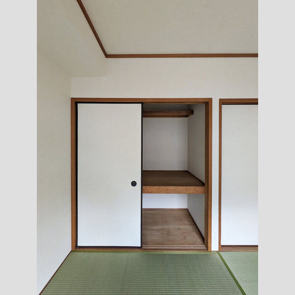 グランシャリオ大宮105号室 収納