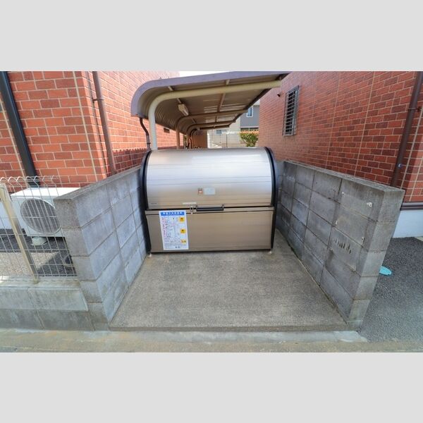 シャレーエスポワール　壱番館 ゴミストッカー