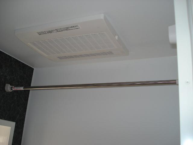 サン・グレース半田301号室 浴室換気乾燥機