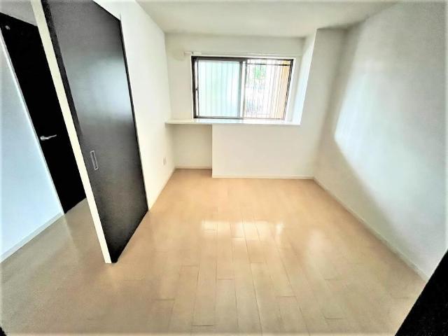 プレカーレ　ミキ 洋室