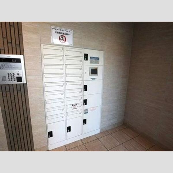 KADOYA105号室 集合ポスト・宅配ボックス
