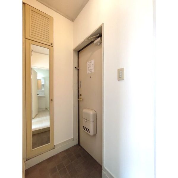 ジュネパレス八千代第28 玄関