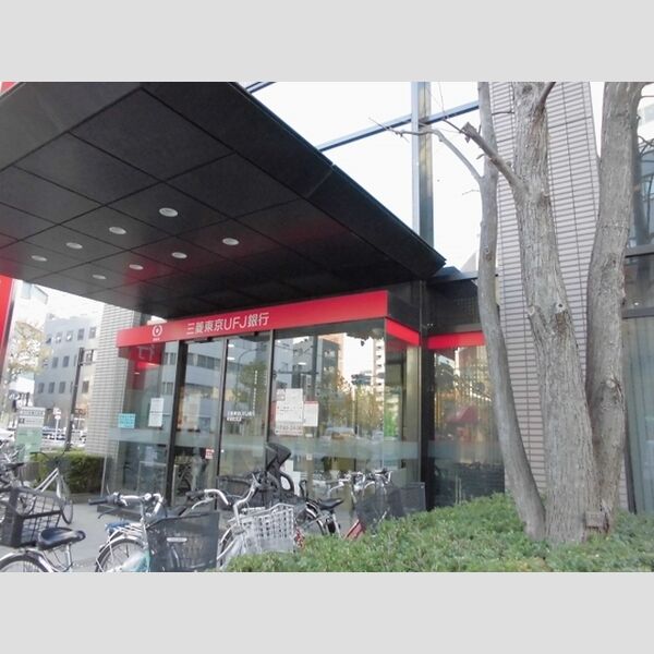 ドルチェ・パエーゼ 三菱東京UFJ銀行新富町支店まで1,322m