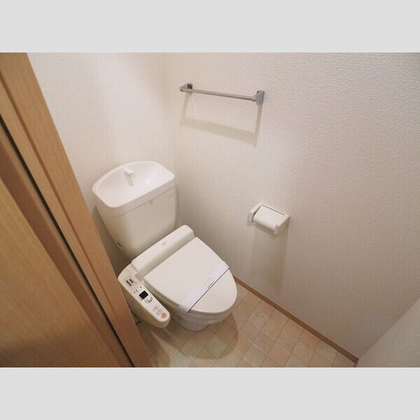 ライツェントハイム101号室 温水洗浄暖房便座