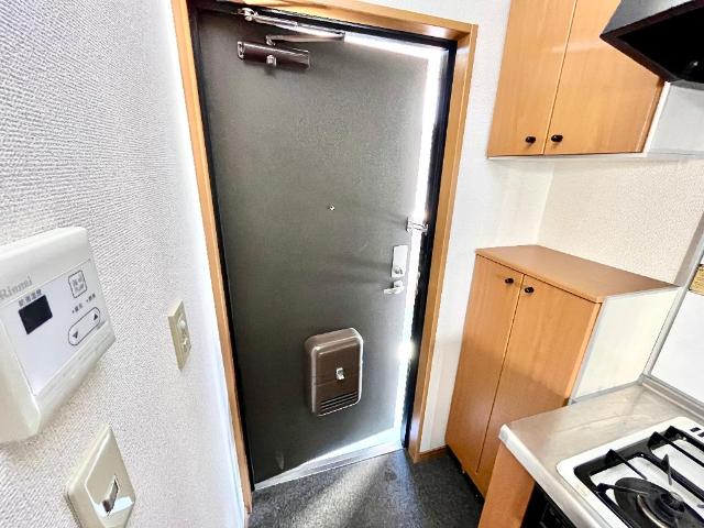 スタシィオン和田町 玄関