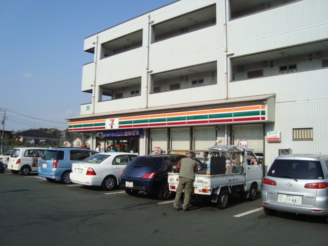 カメリアコート セブンイレブン国分寺西元町店まで100ｍ