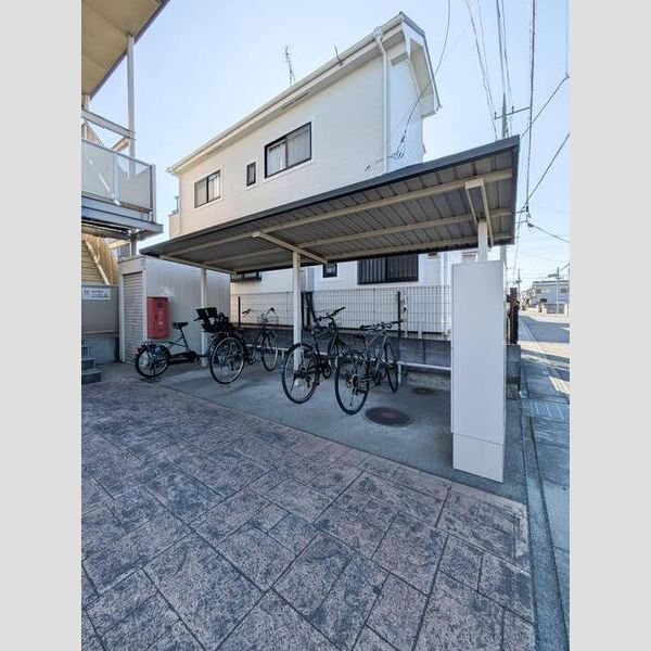 ロイヤルメゾン　弐番館 周辺