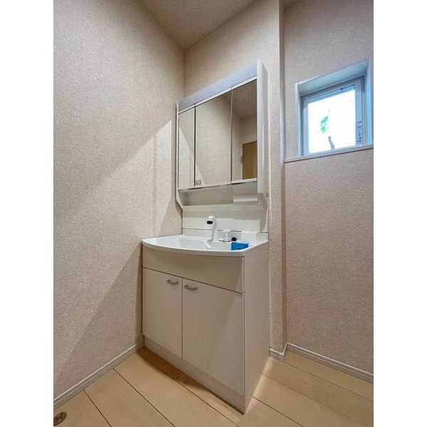 クレイドルガーデンさいたま市大宮区上小町第1　1号棟0001号室 洗面