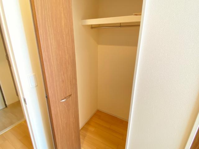ヴァンベール102号室 収納