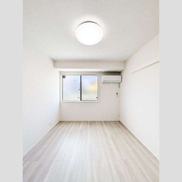 Casa Hila(カサヒラ)102号室 洋室